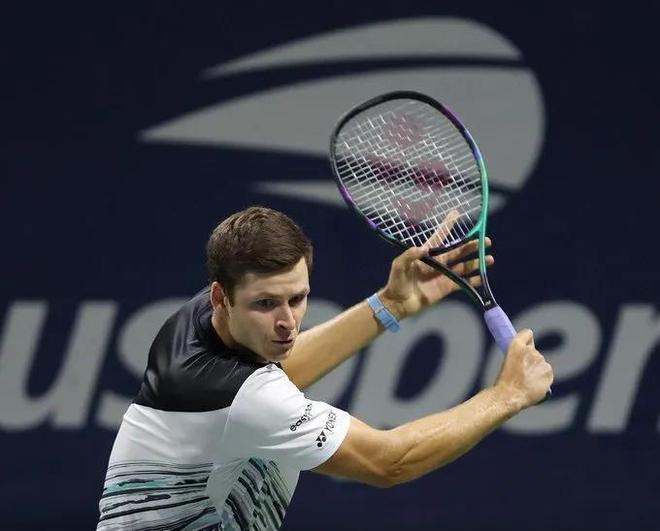 阵容和稳健 阵容和稳健