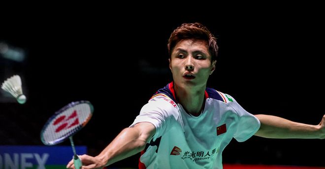 上万的游客 上万的游客