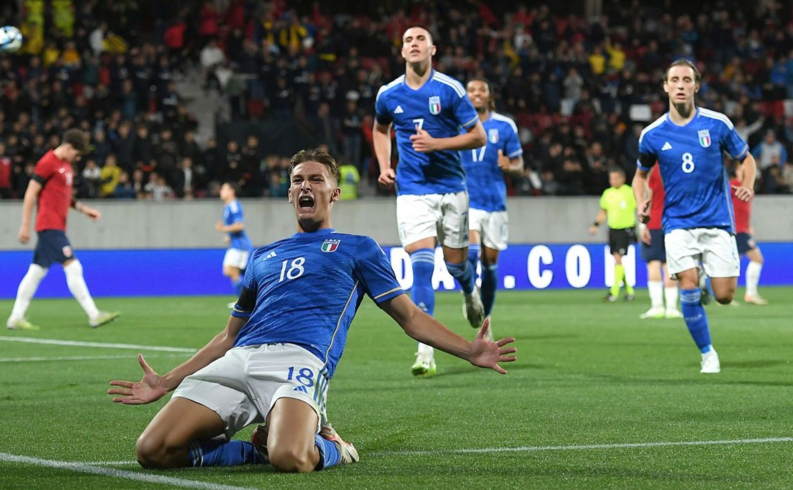 园区食堂与 园区食堂与